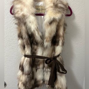 Fox fur vest Small